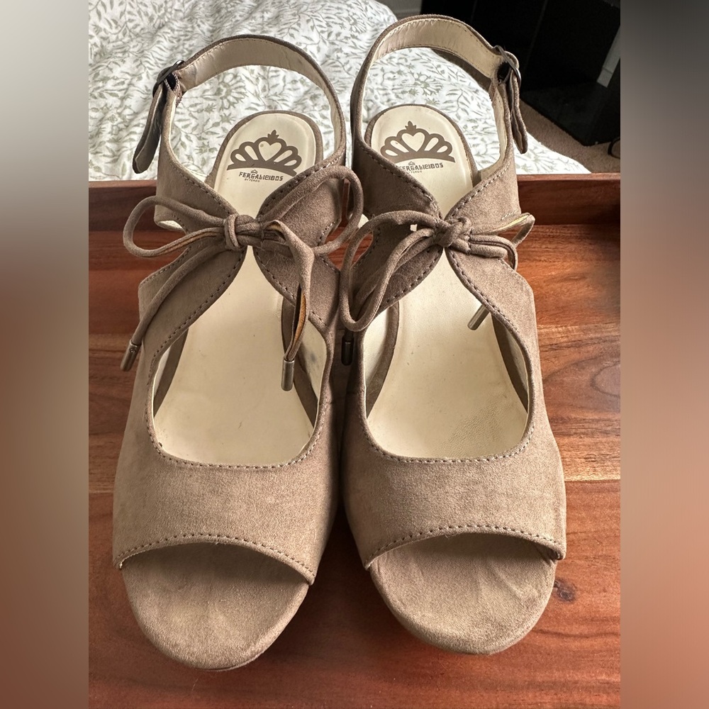 Fergalicious wedge heel - beige, size 11